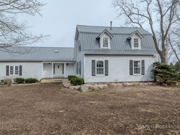 7154 Morse Lake Avenue SE, Alto, MI 49302