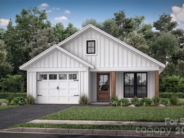 530 Twinbrook Lane , Maggie Valley, NC 28751