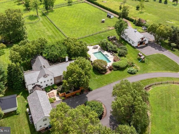 152 HARBOURTON WOODSVILLE ROAD, LAMBERTVILLE, NJ 08530