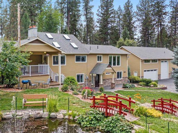 15922 E Foothills Rd, Spokane, WA 99217