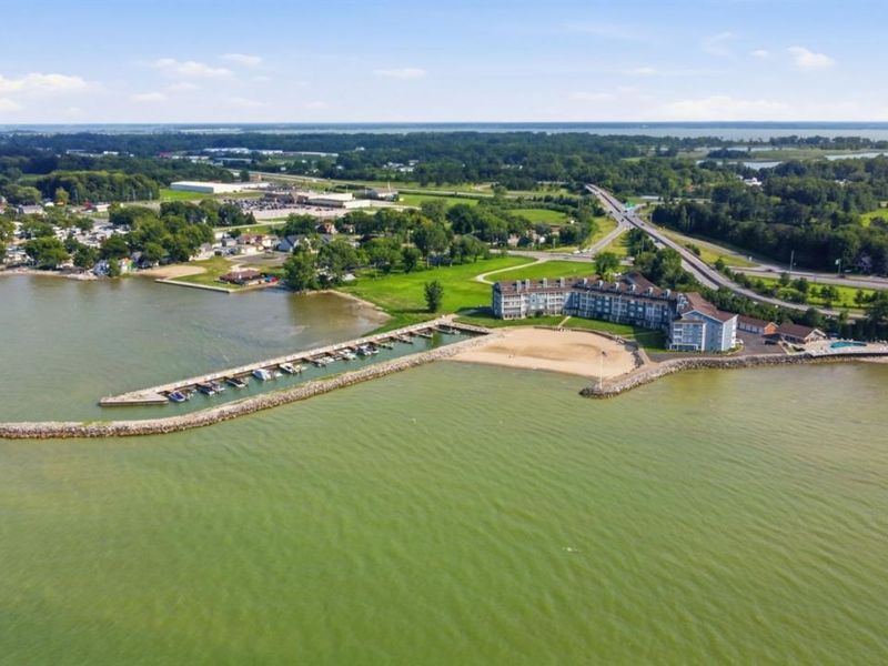1909 E Harbor Road, Unit 302 W, Port Clinton, OH 43452 Photo 35