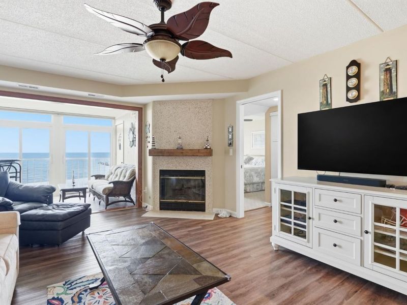 1909 E Harbor Road, Unit 302 W, Port Clinton, OH 43452 Photo 6