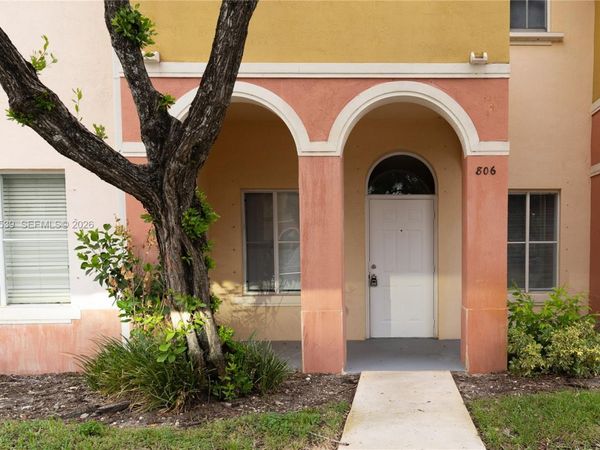 806 N Santa Catalina Cir , North Lauderdale, FL 33068
