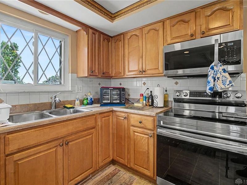 7013 Cologne Place, Huber Heights, OH 45424 Photo 23