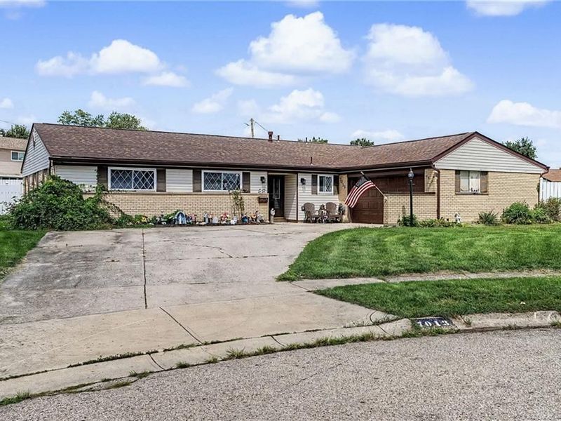 7013 Cologne Place, Huber Heights, OH 45424 Photo 3