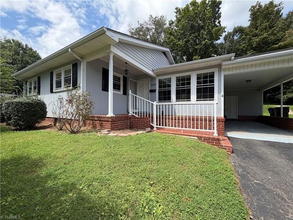 219 E Church Street, Mount Airy, NC 27030