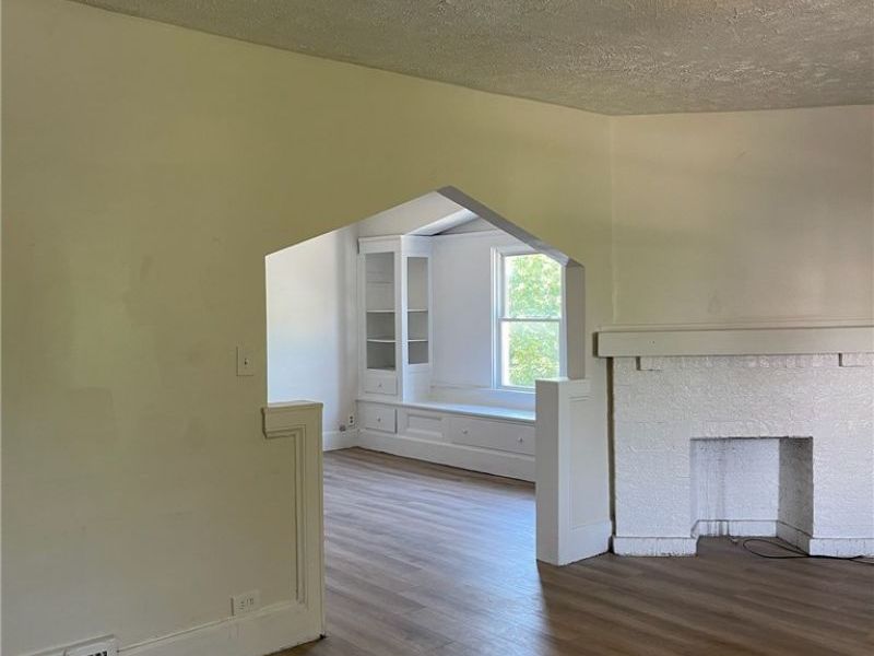 726 E 117th Street, Unit Up, Cleveland, OH 44108 Photo 3
