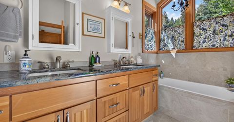 1254 Peninsula Drive, Lake Almanor, CA 96137 Photo