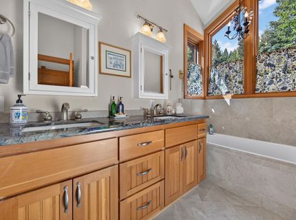 1254 Peninsula Drive, Lake Almanor, CA 96137 Photo