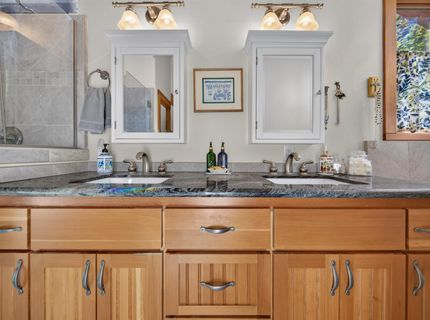 1254 Peninsula Drive, Lake Almanor, CA 96137 Photo