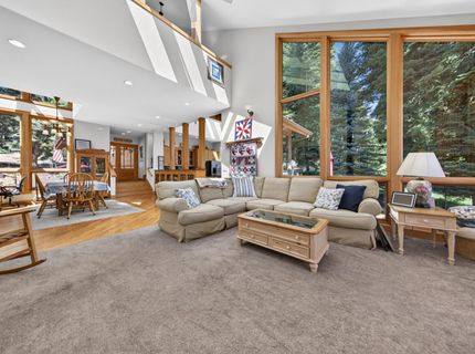 1254 Peninsula Drive, Lake Almanor, CA 96137 Photo