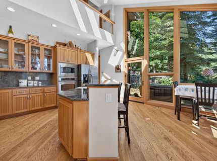 1254 Peninsula Drive, Lake Almanor, CA 96137 Photo