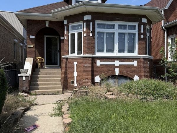 7610 S Honore Street , Chicago, IL 60620