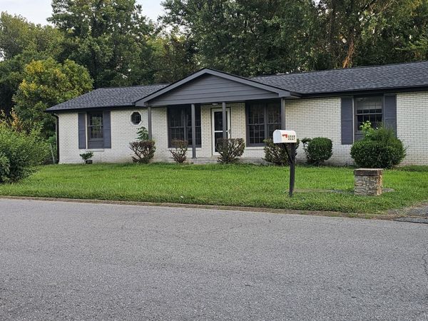 3227 Cloverwood Dr, Nashville, TN 37214