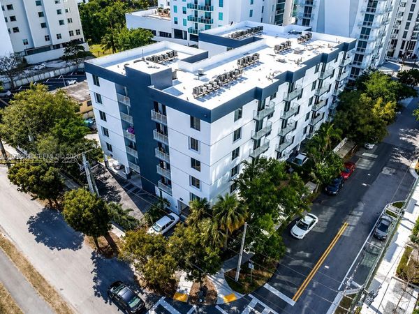 126 SW 17th Rd , Unit 609, Miami, FL 33129