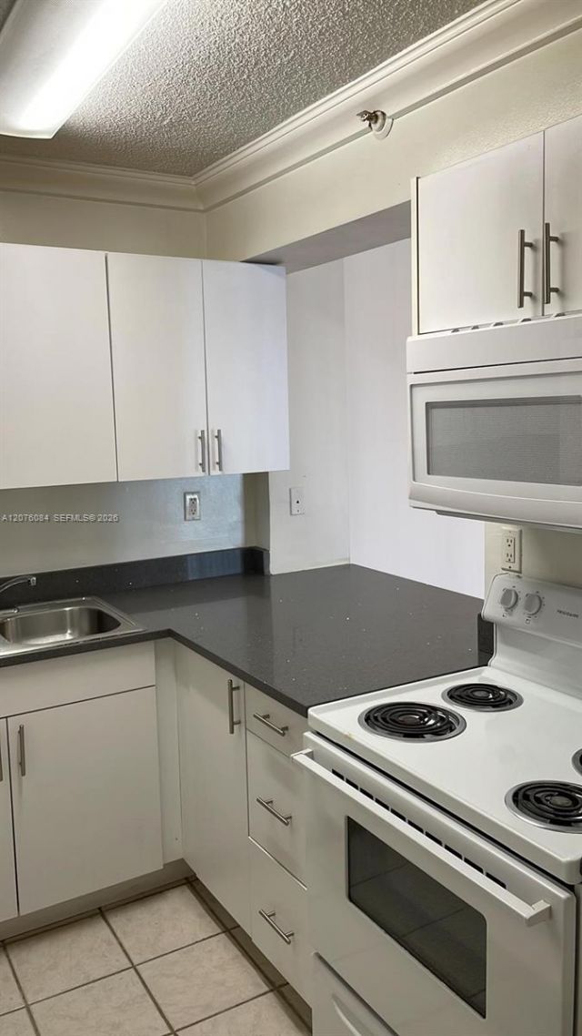 126 SW 17th Rd , Unit 609, Miami, FL 33129 Photo