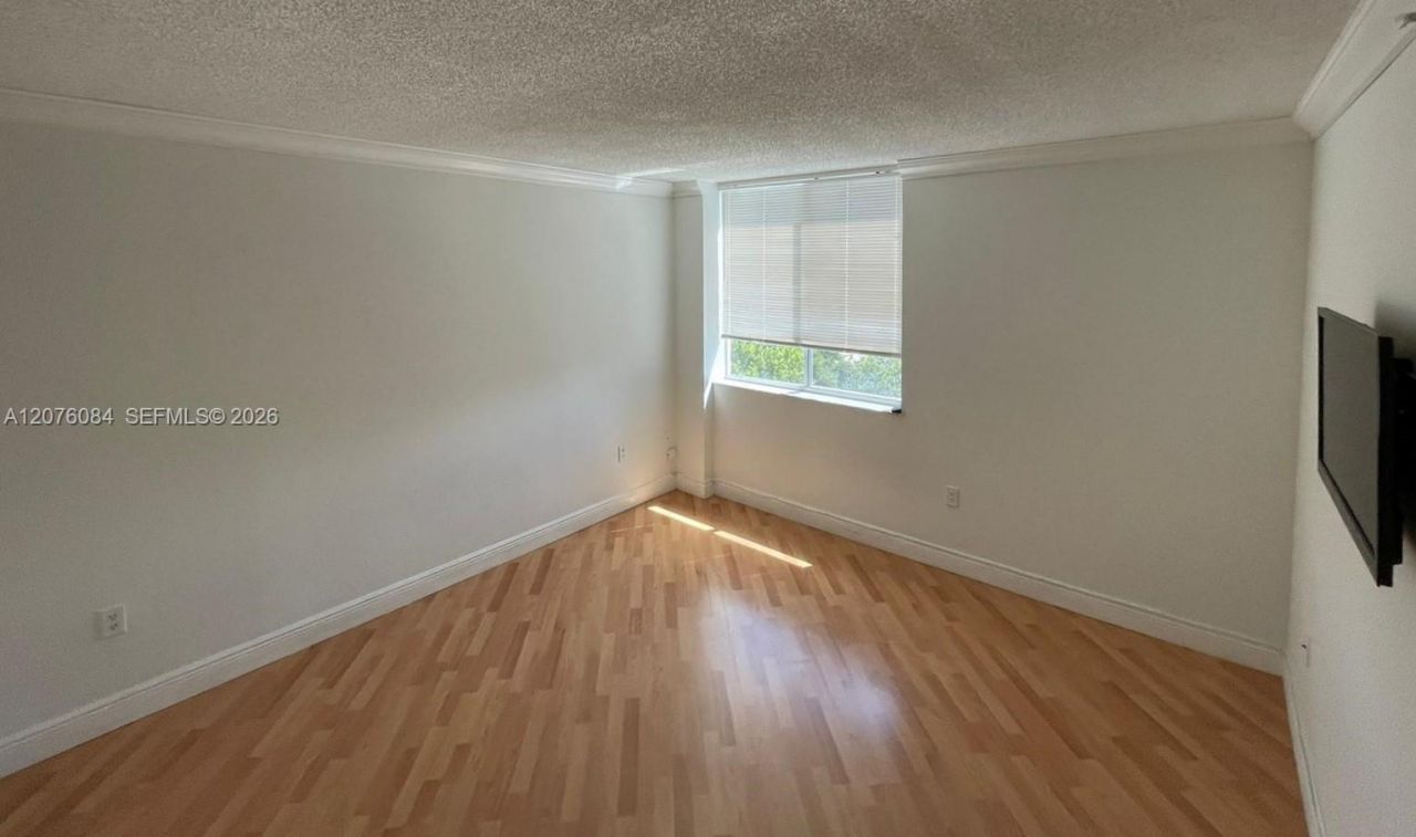 126 SW 17th Rd , Unit 609, Miami, FL 33129 Photo