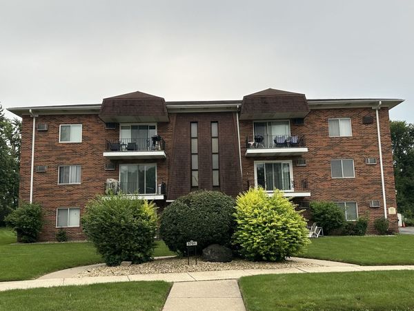 5701 129th Street , Unit 2C, Crestwood, IL 60418