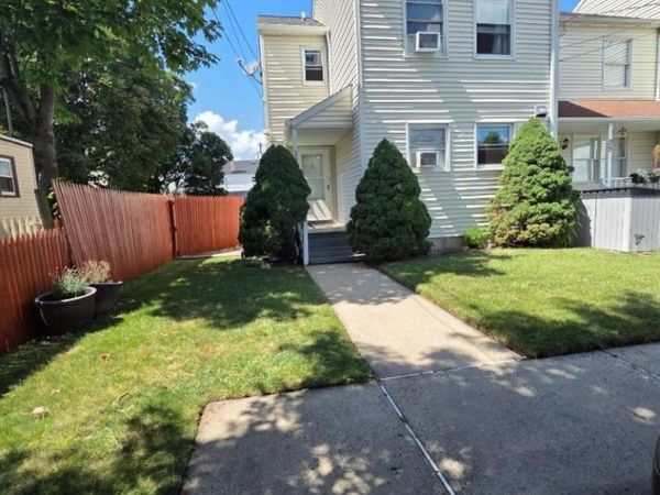 23 Chatham St, North Plainfield, NJ 07060