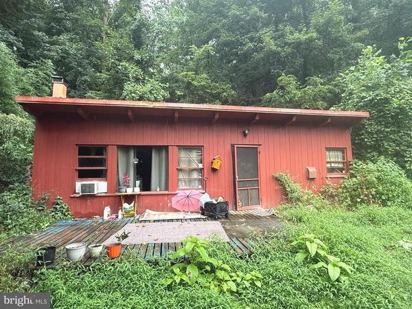 860 CONEWAGO AVENUE , MANCHESTER, PA 17345
