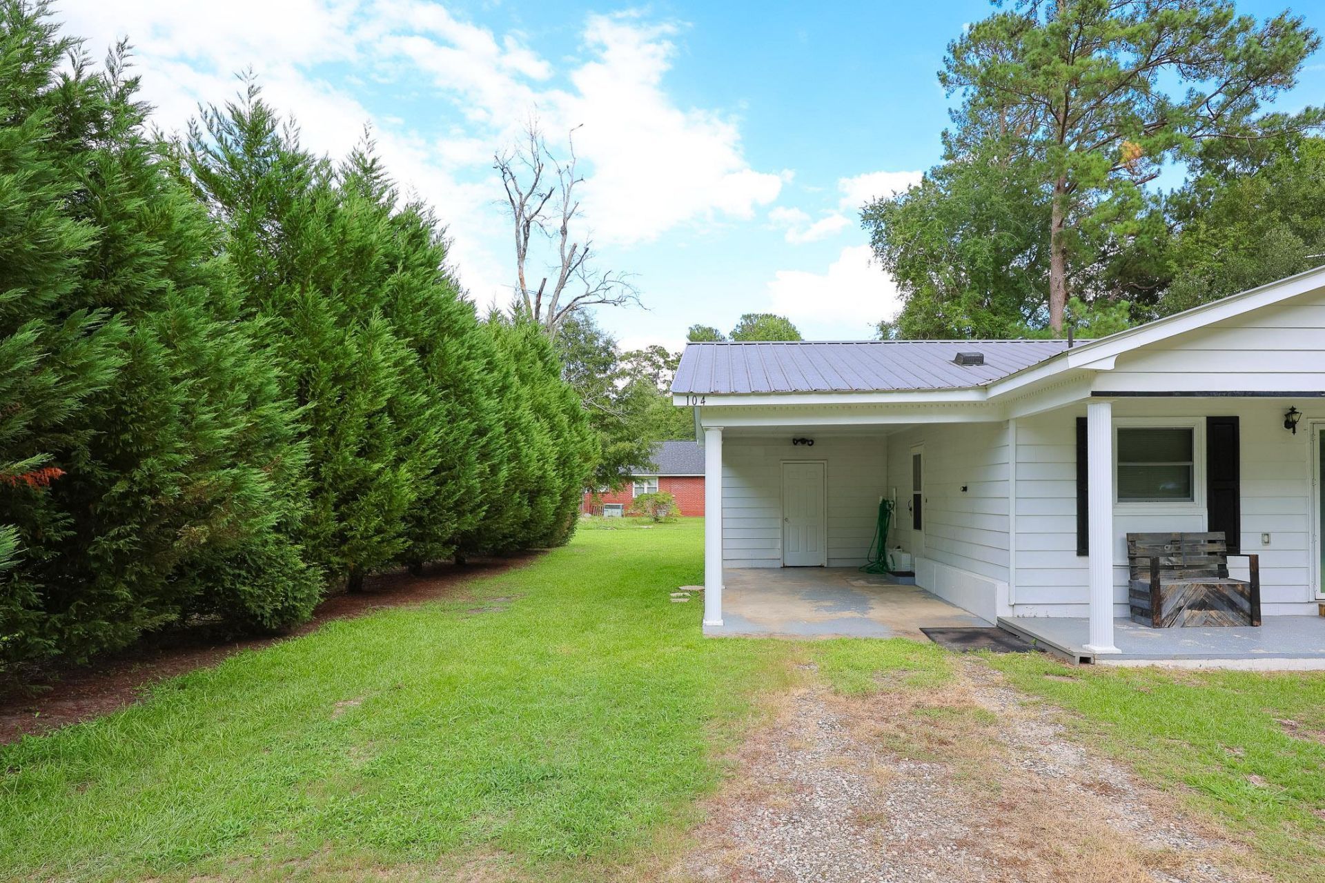 104 S Eaddy St. Photo 19