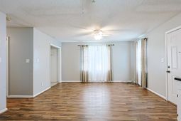 104 S Eaddy St. photo 4