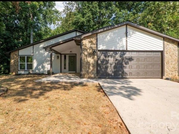 7424 Lawyers Station Drive, Mint Hill, NC 28227