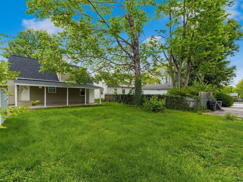 902 Eastmoor Boulevard , Columbus, OH 43209 Photo 18