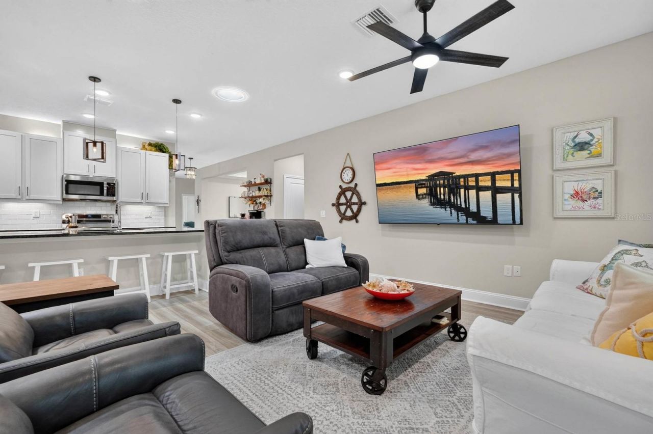 86 Whispering Pine Drive, Palm Coast, FL 32164 Photo