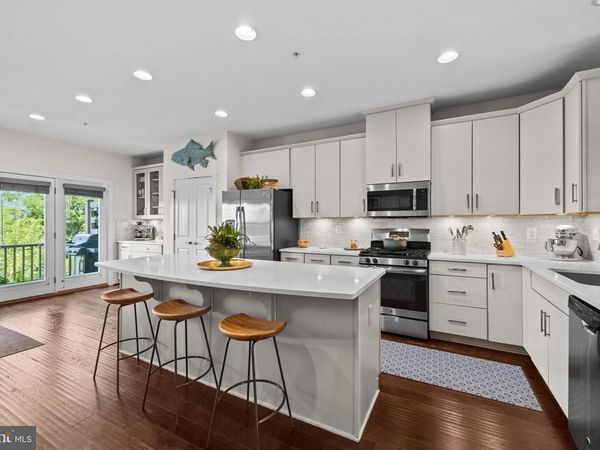 4214 SKYVIEW, BALTIMORE, MD 21211