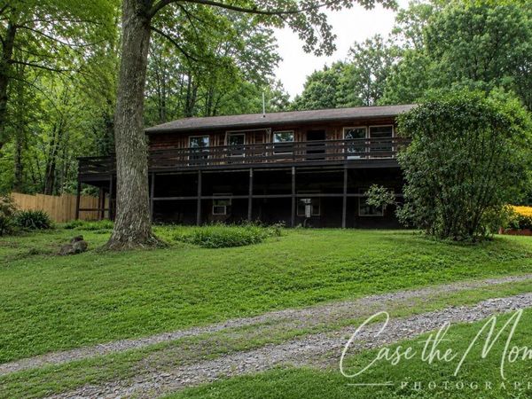 2467 Cuzzart Road, Bruceton Mills, WV 25625
