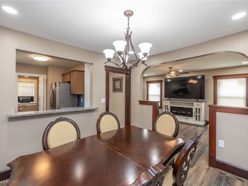 516 Bond Street, Elyria, OH 44035 Photo 6