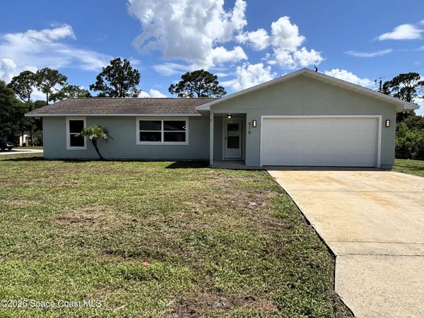 510 Barber Street SE , Palm Bay, FL 32909