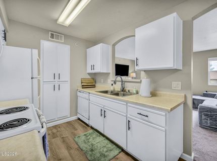 6850 Sharlands Avenue, Reno, NV 89523 Photo