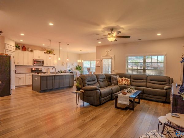 3112 Henry Road, Decatur, AL 35603