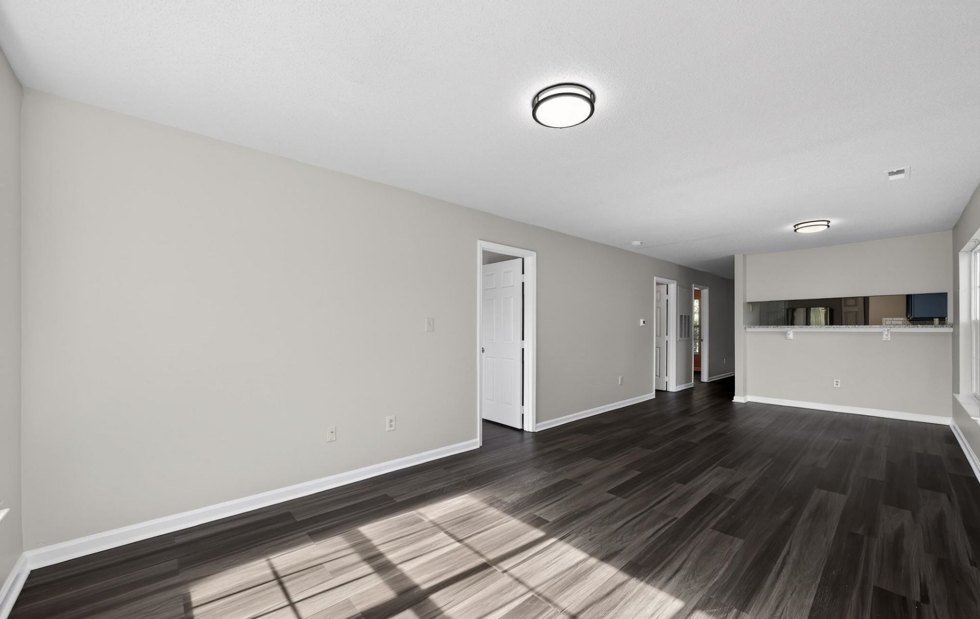 4246 Villas Dr. Photo 13