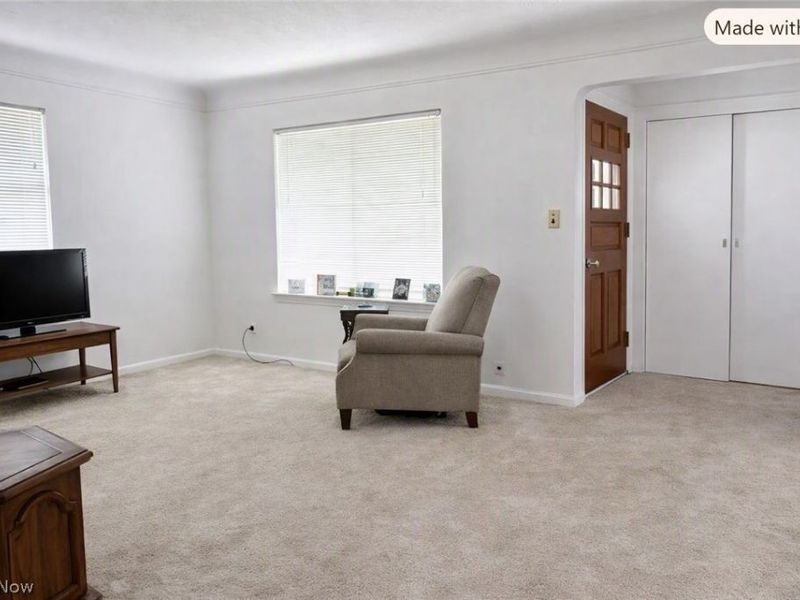 5530 Oakwood Avenue, Maple Heights, OH 44137 Photo 4