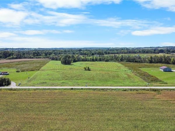 4742 Douglas Terrace, Lane, KS 66042