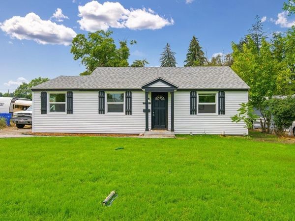 3503 N Dale Rd, Millwood, WA 99212