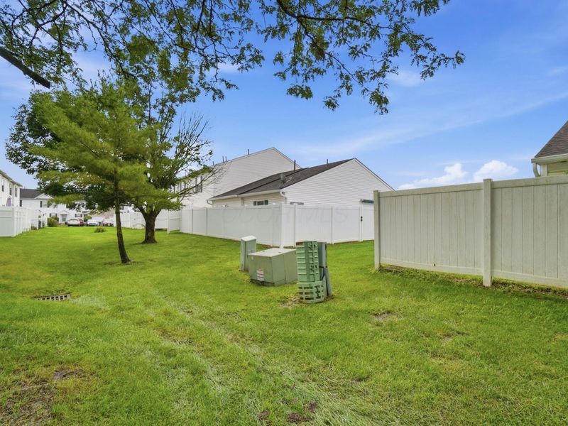 4643 Parrau Drive , Unit 68B, Columbus, OH 43228 Photo 28