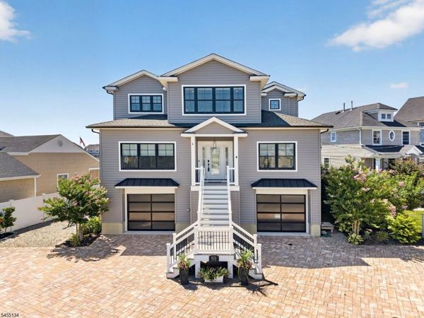821 North Dr, Brick, NJ 08724