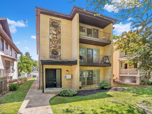 3755 N Kostner Avenue, Unit 1, Chicago, IL 60641