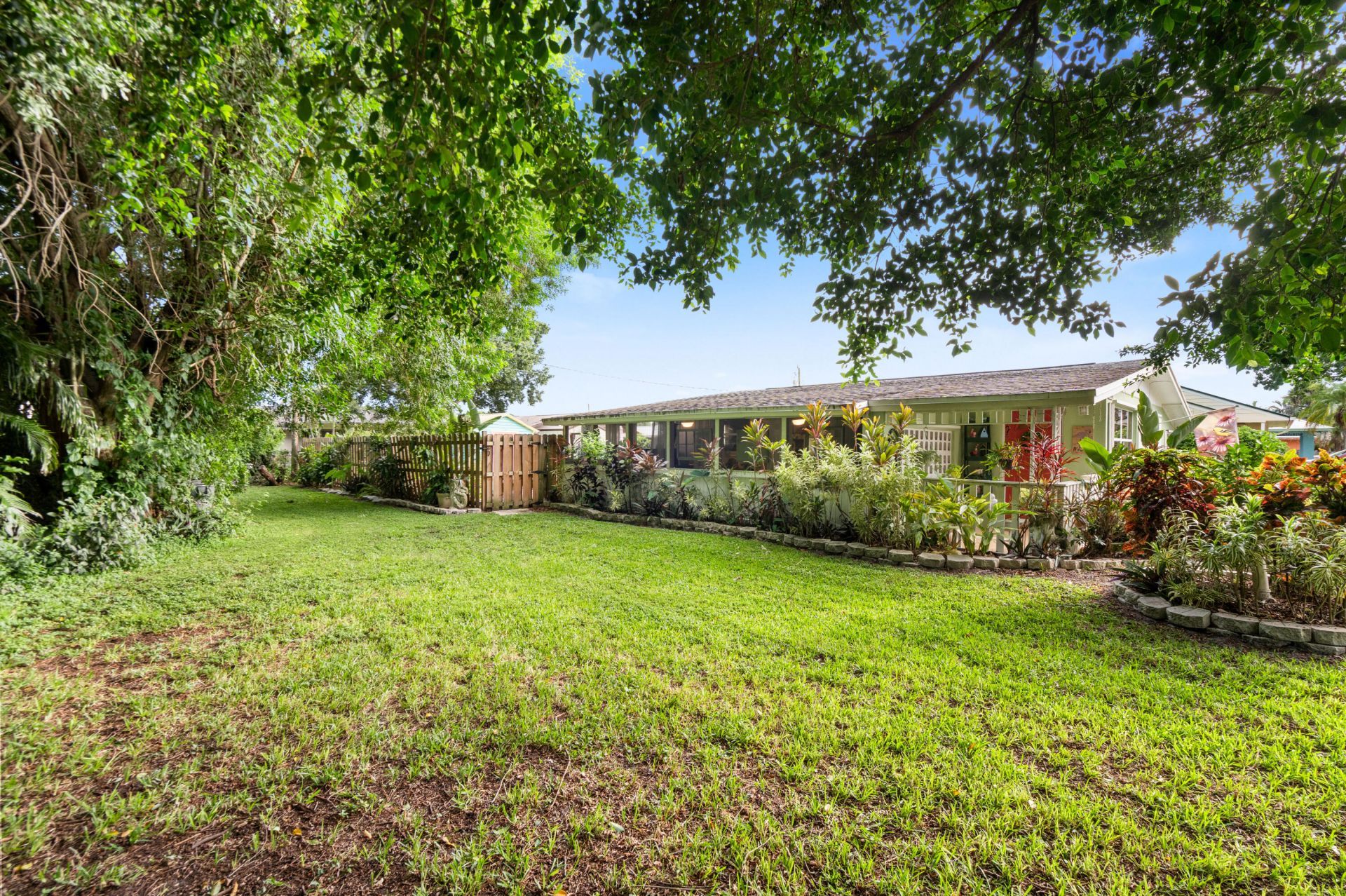2330 SE Madison Street, Stuart, FL 34997 Photo