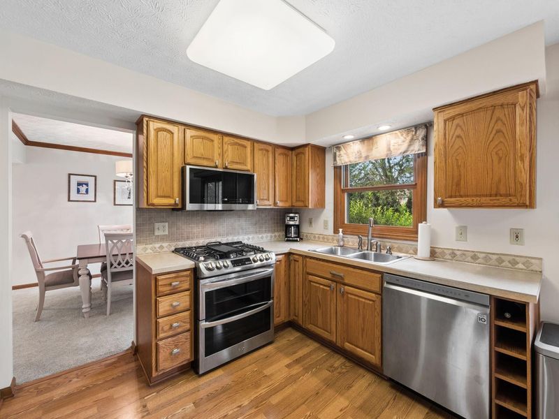 5856 Newbridge Drive, Dublin, OH 43017 Photo 12