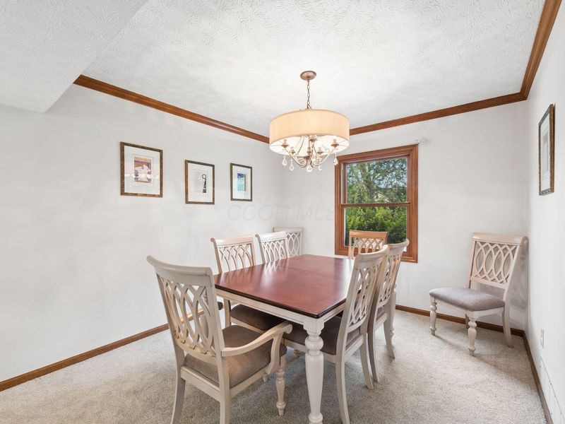 5856 Newbridge Drive, Dublin, OH 43017 Photo 9