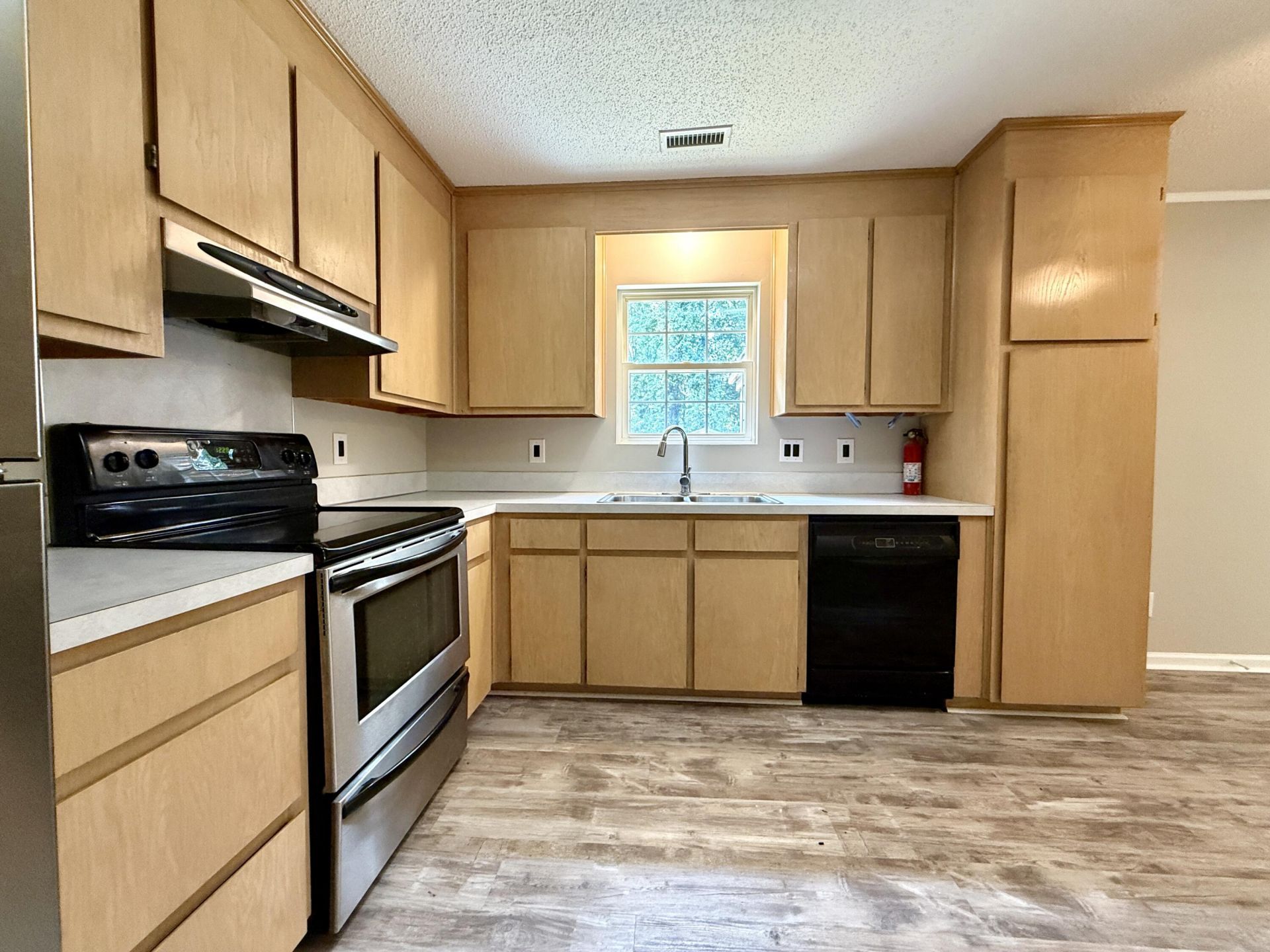4248 Lavender Lane Photo 13