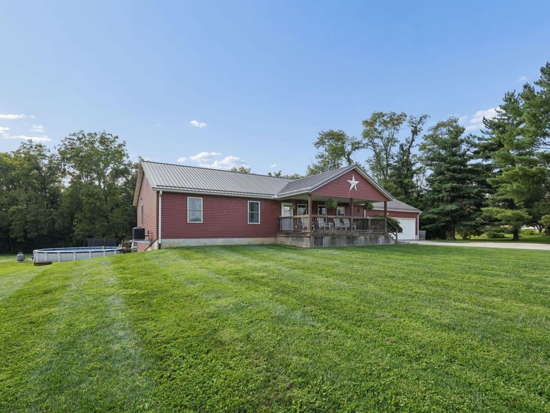 9133 Greeno Street SW, Stoutsville, OH 43154 Photo 3