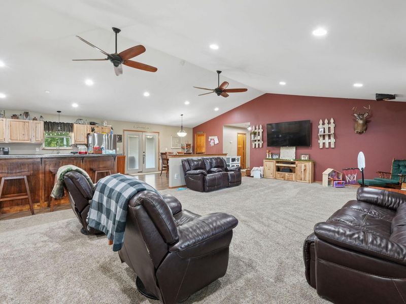 9133 Greeno Street SW, Stoutsville, OH 43154 Photo 8