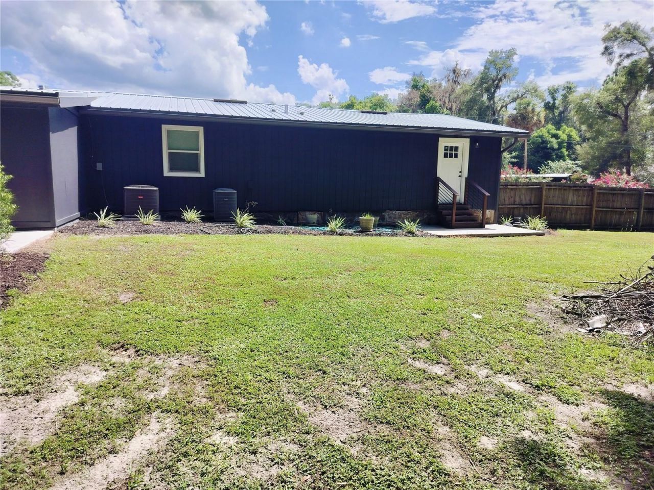 25405 Colmar Avenue, Mount Plymouth, FL 32776 Photo