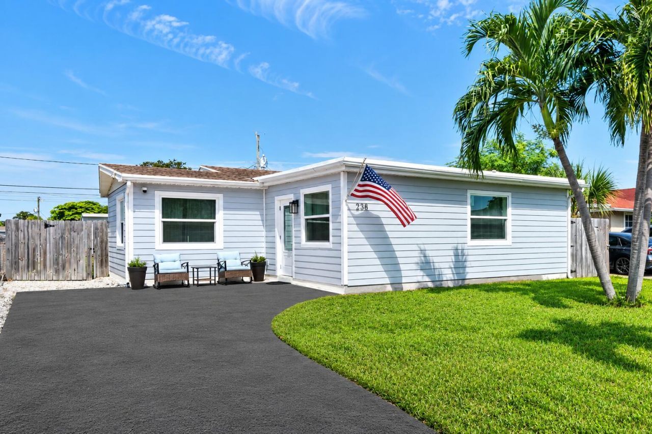 238 SW 10th Avenue, Delray Beach, FL 33444 Photo